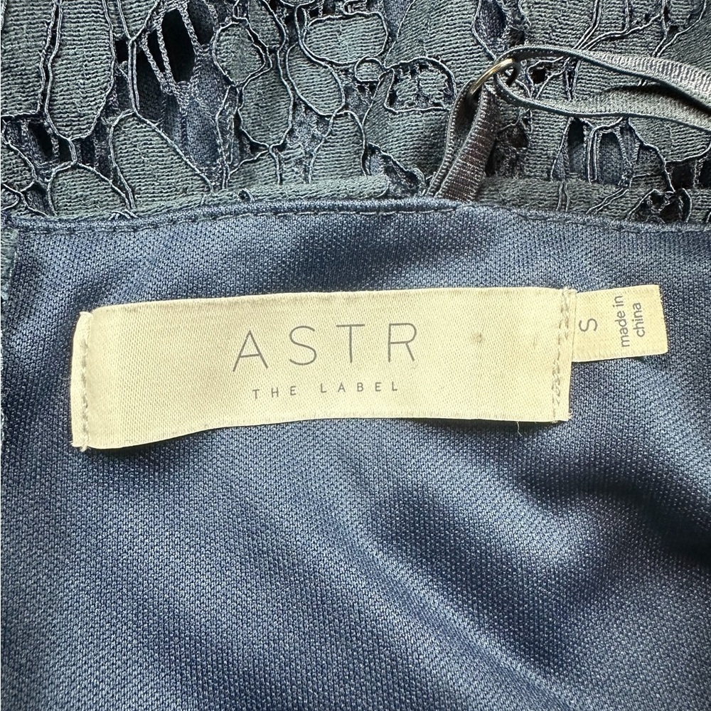 ASTR THE LABEL: Navy Blue Lattice Lace Mini Dress -Size Small - Picture 11 of 12